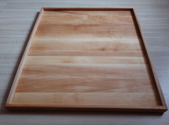 Доска для раскатки теста деревянная с бортиками бук(700*500*40)