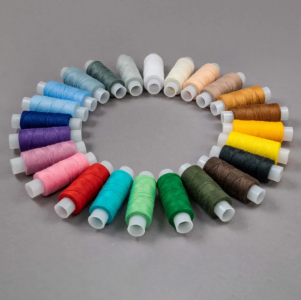 Нитки для шитья цветные, набор 24 цвета 150 метров в катушке 40 ЛШ