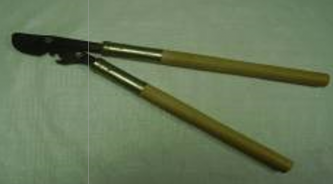 Секатор кустарниковый 550мм с зубчатым усилителем