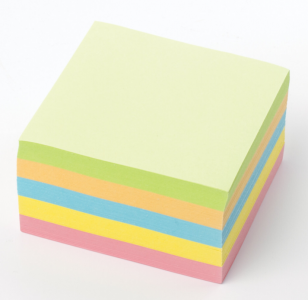 Блок для записи проклеенный 9х9х5 см цветной